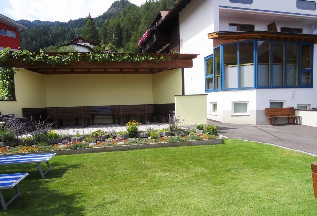 Pension Schoepf Arzl im Pitztal Exterior foto